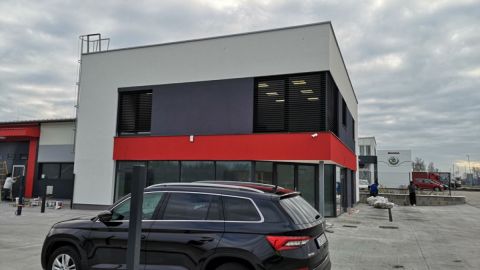 Administratíva a skladovacie plochy