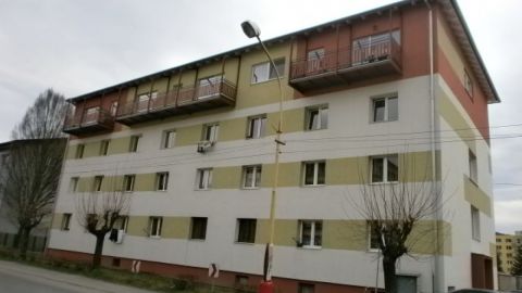 Obnova a nadstavba bytového domu